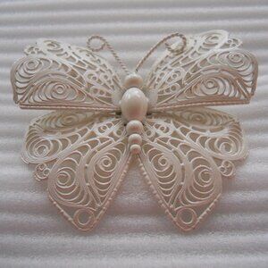 Monet - Enamel Butterfly  228